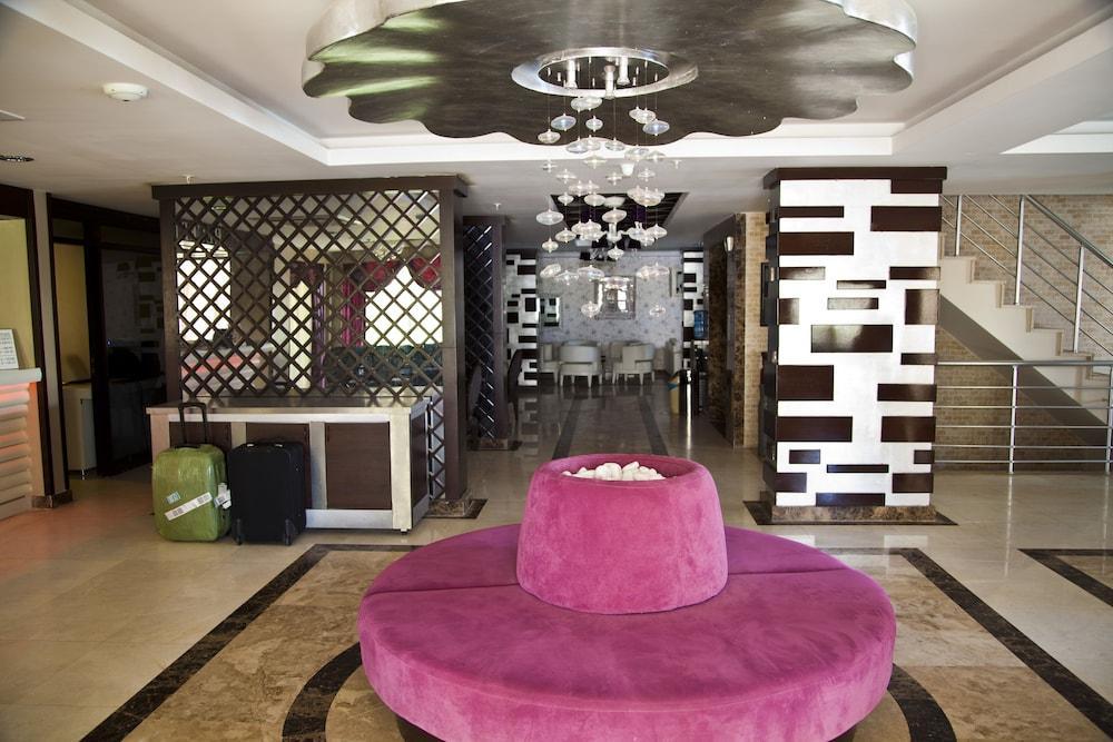 Holiday City Hotel (Adults Only) Сиде Екстериор снимка