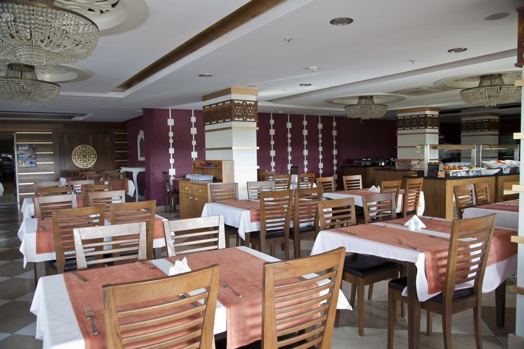 Holiday City Hotel (Adults Only) Сиде Екстериор снимка