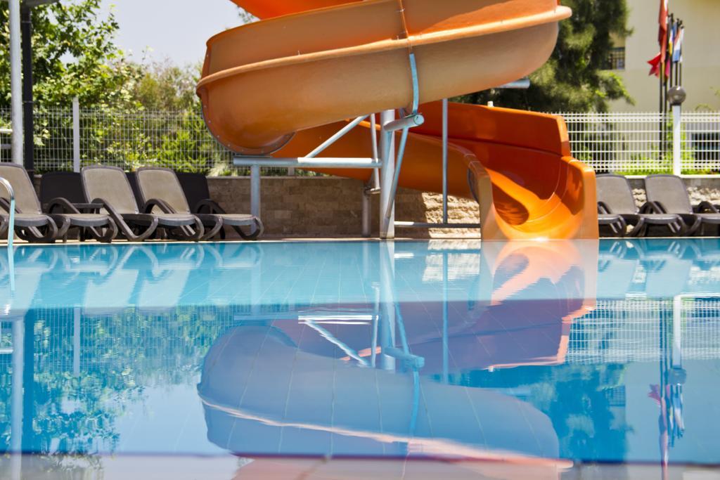 Holiday City Hotel (Adults Only) Сиде Екстериор снимка